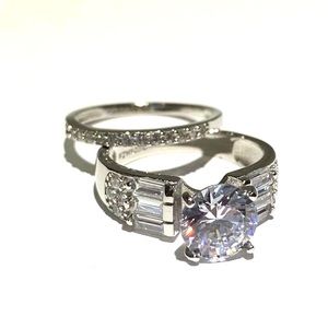 925 Sterling Silver Halo Engagement Ring Band Set